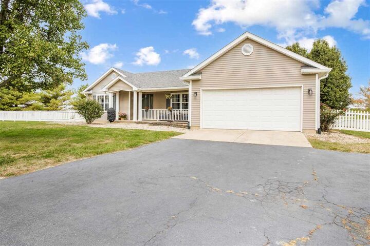 Property Photo: 5720 Bossert Way IN 47330