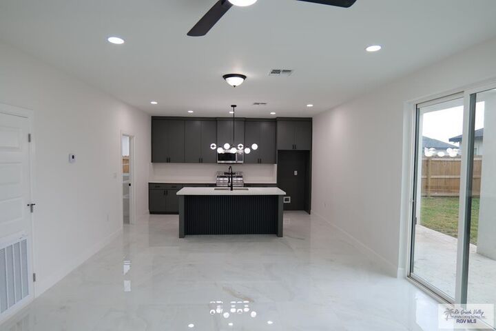 Property Photo: 5325 Oakley St TX 78526