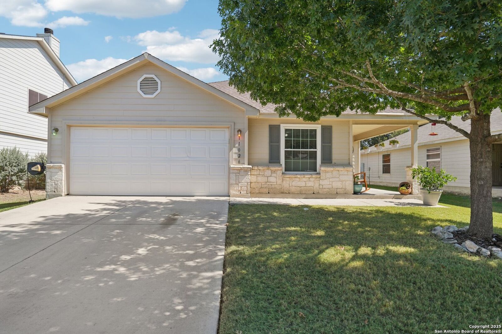 Property Photo: 11026 Hillsdale Loop TX 78249