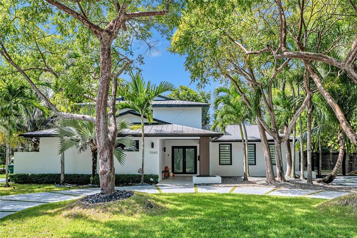 Property Photo: 11340 SW 74th Ct FL 33156