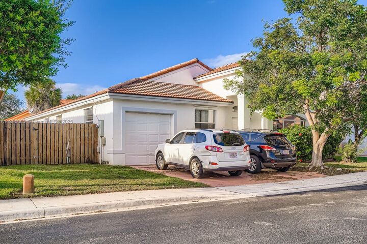 Property Photo:  10397 SW 16th St  FL 33025