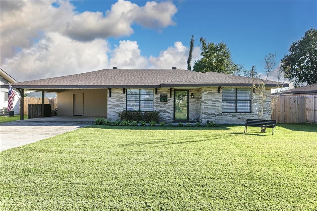 Property Photo:  2638 Saint Joseph Street  LA 70663 