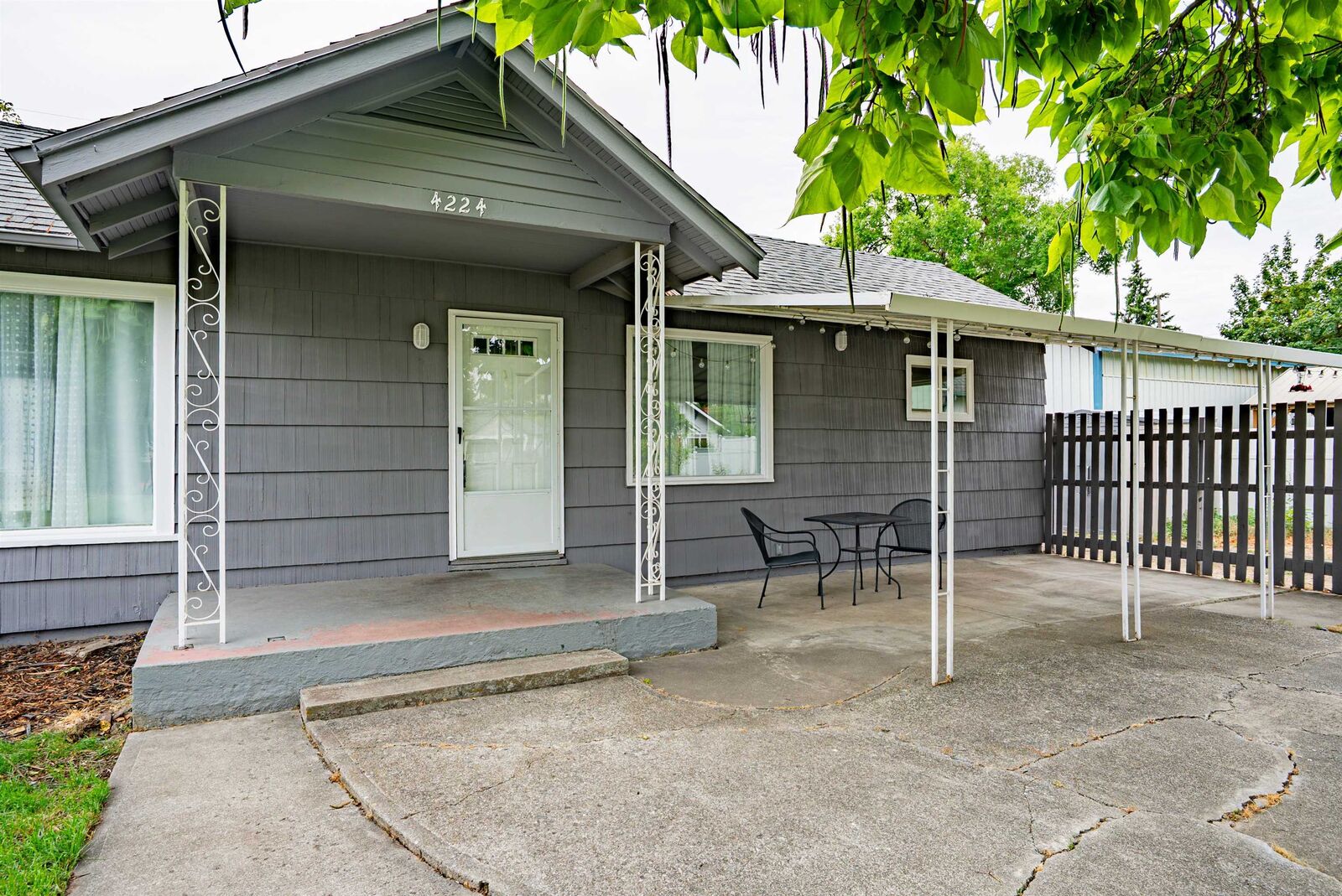 Property Photo:  4224 N Washington St  WA 99205