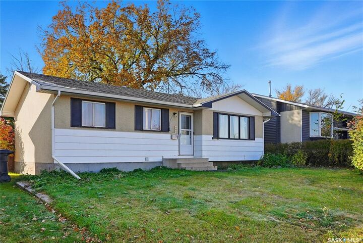 Photo de la propriété: 3709 Diefenbaker Drive SK S7L 5C5