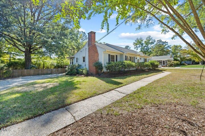 Property Photo: 2915 Fawn Avenue NC 27705