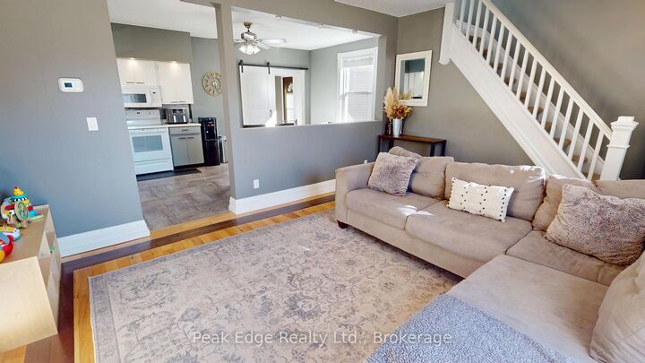 Property Photo:  631 12th Avenue  ON N4N 2V5