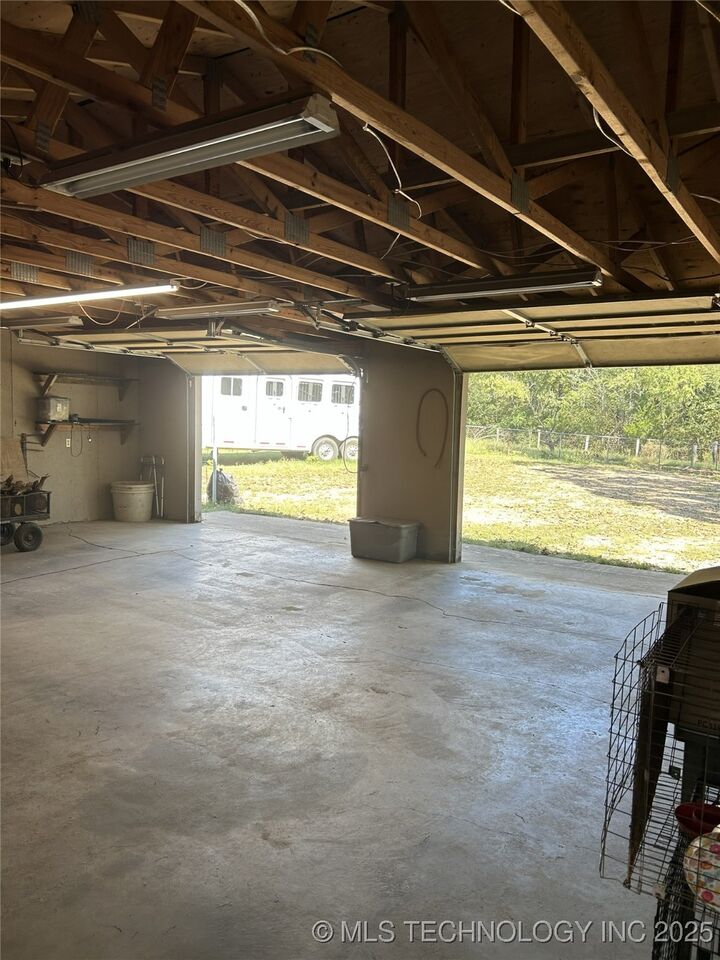 Property Photo: 102624 S 4540 Road OK 74962