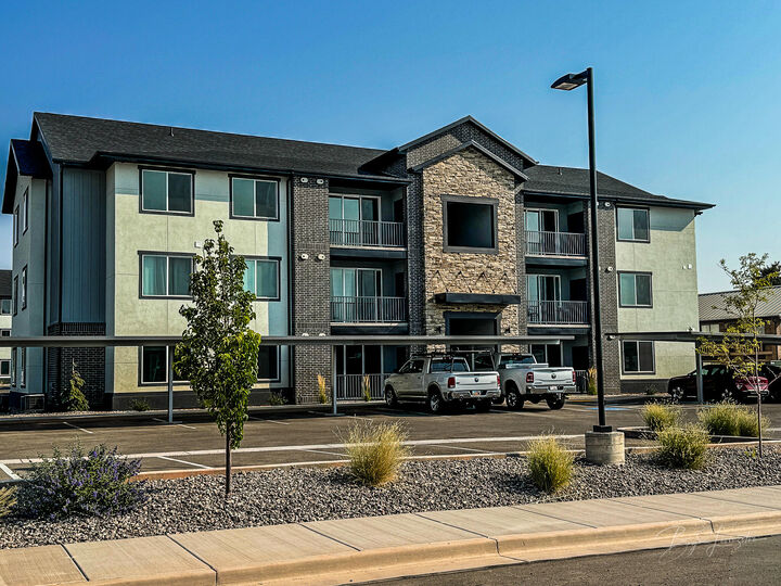 553 S 100 W #304  Richfield UT 84701 photo