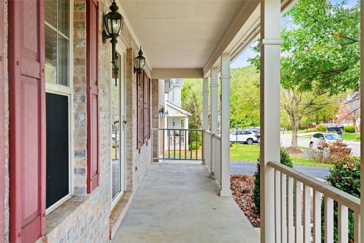 Property Photo: 907 Northridge Dr PA 16046