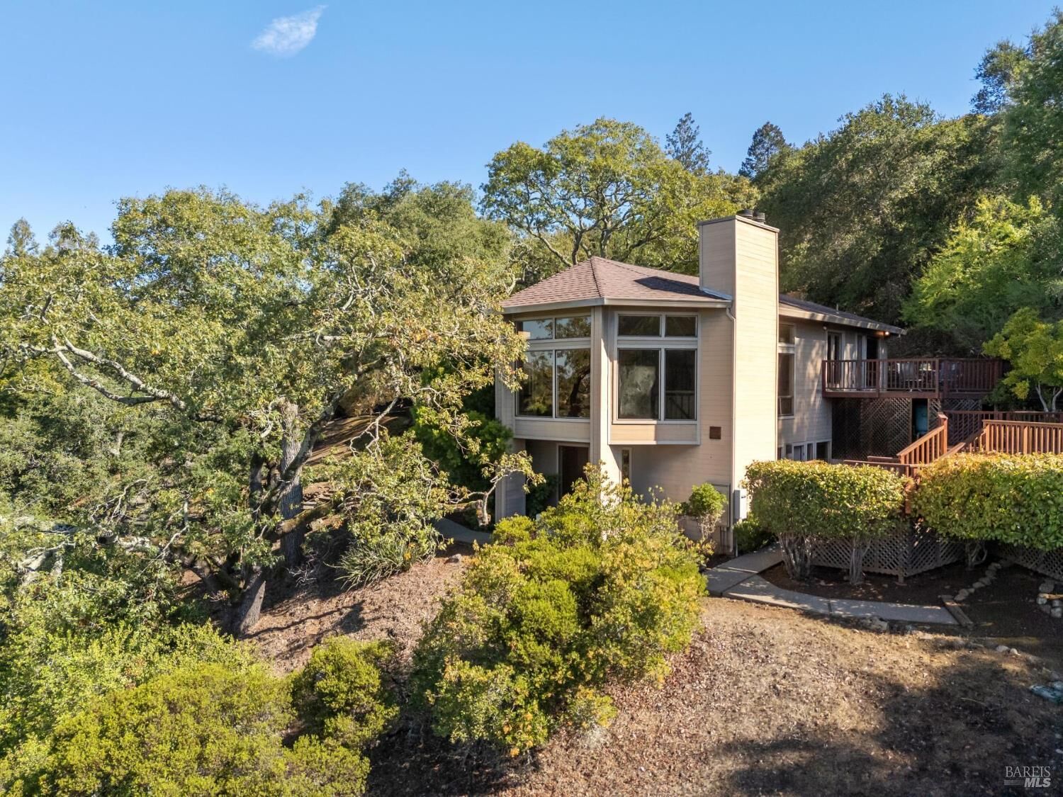 Property Photo: 2060 Oak Ridge Drive CA 95404