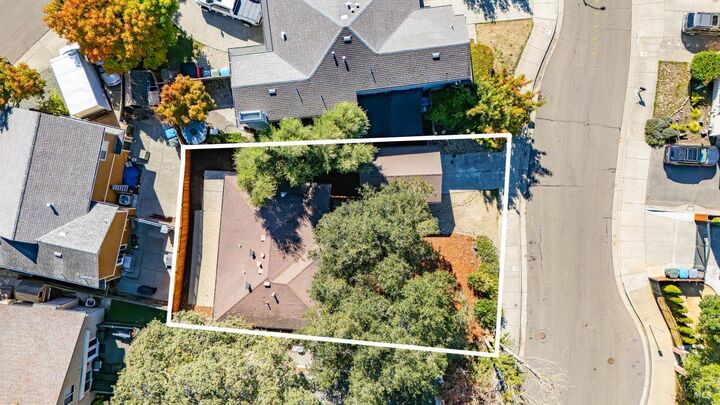 Property Photo: 1380 Velma Avenue CA 95403