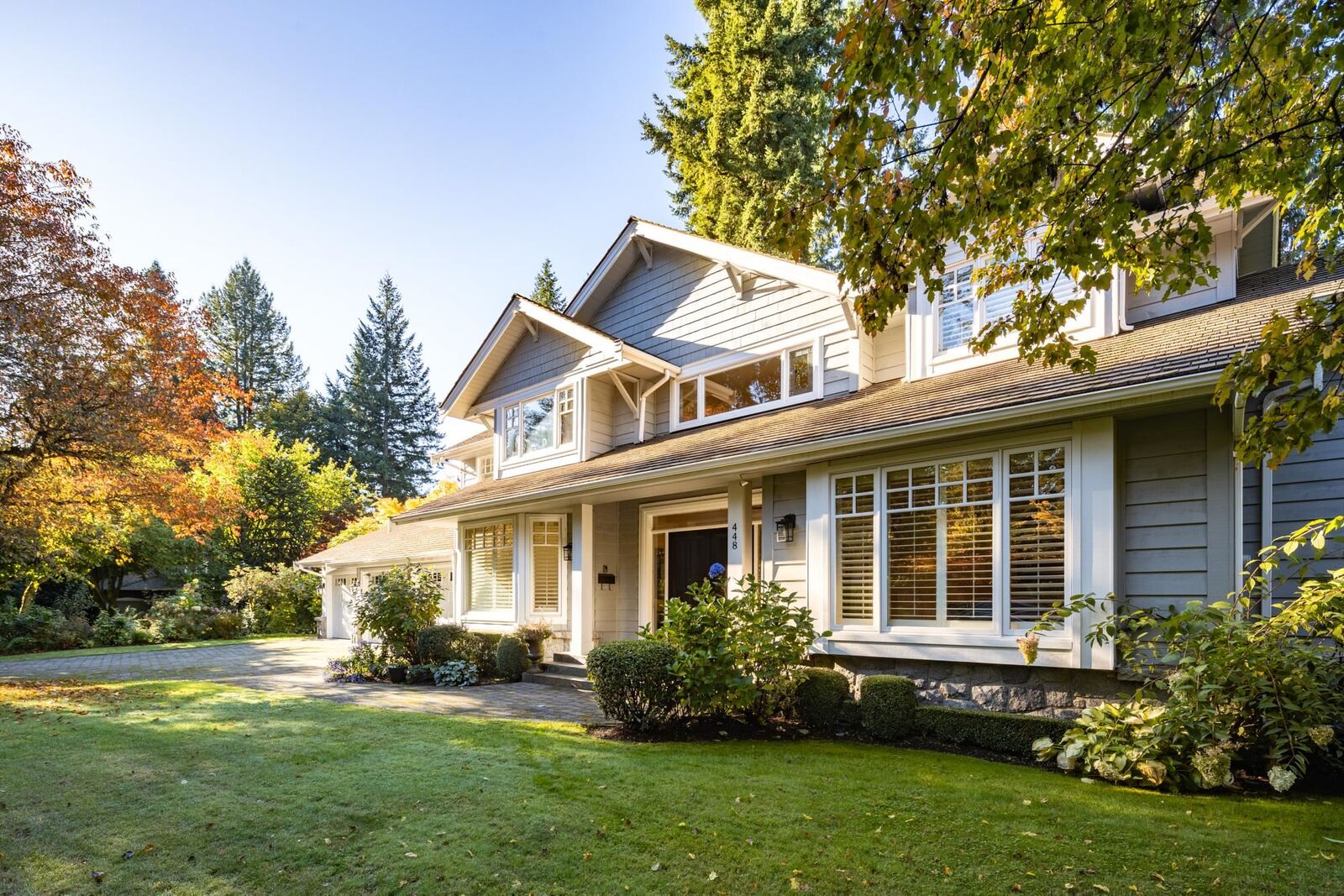 Property Photo: 448 Gordon Avenue BC V7T 1P3