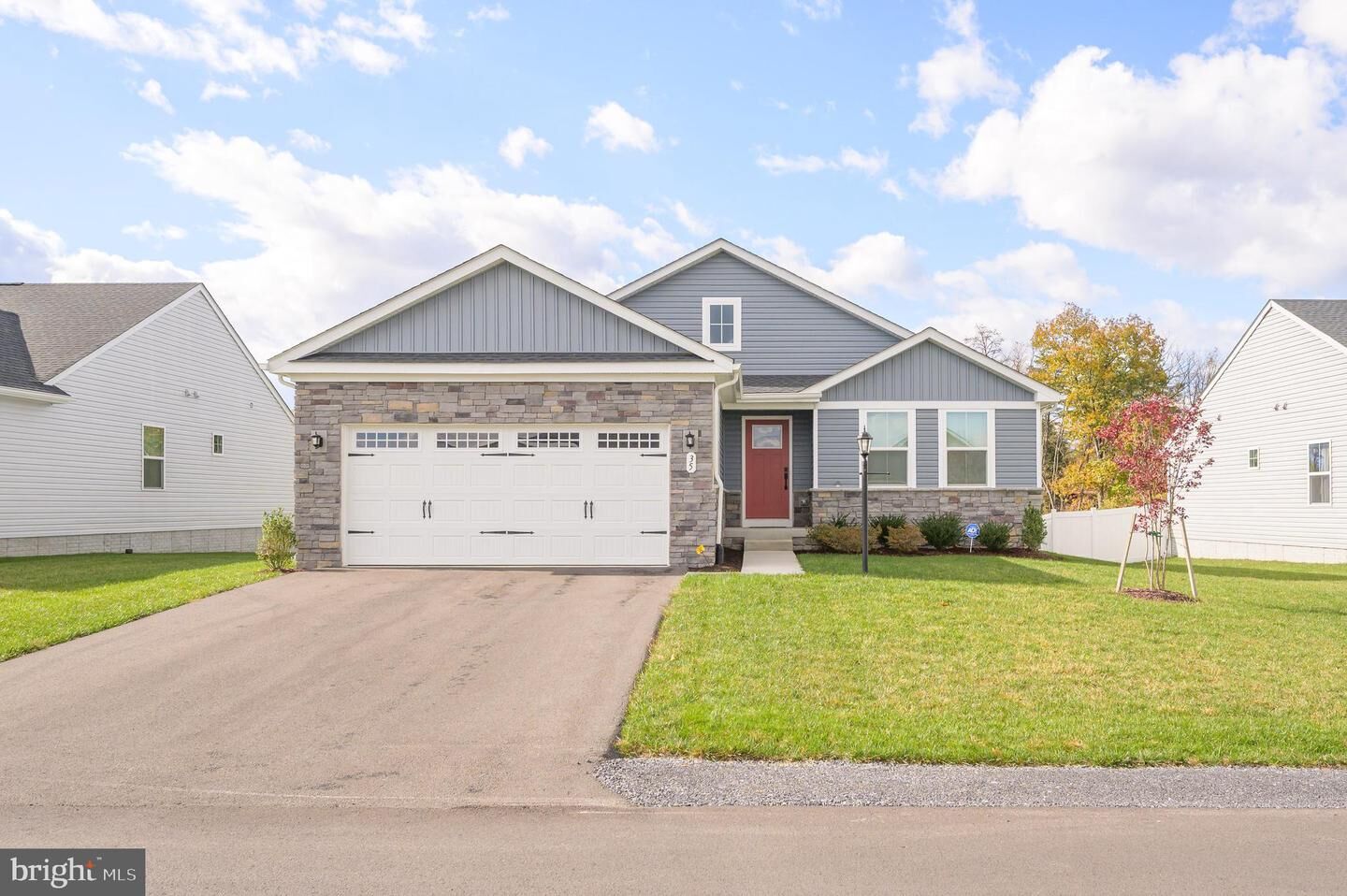 Property Photo: 35 Sutherland Way WV 25405