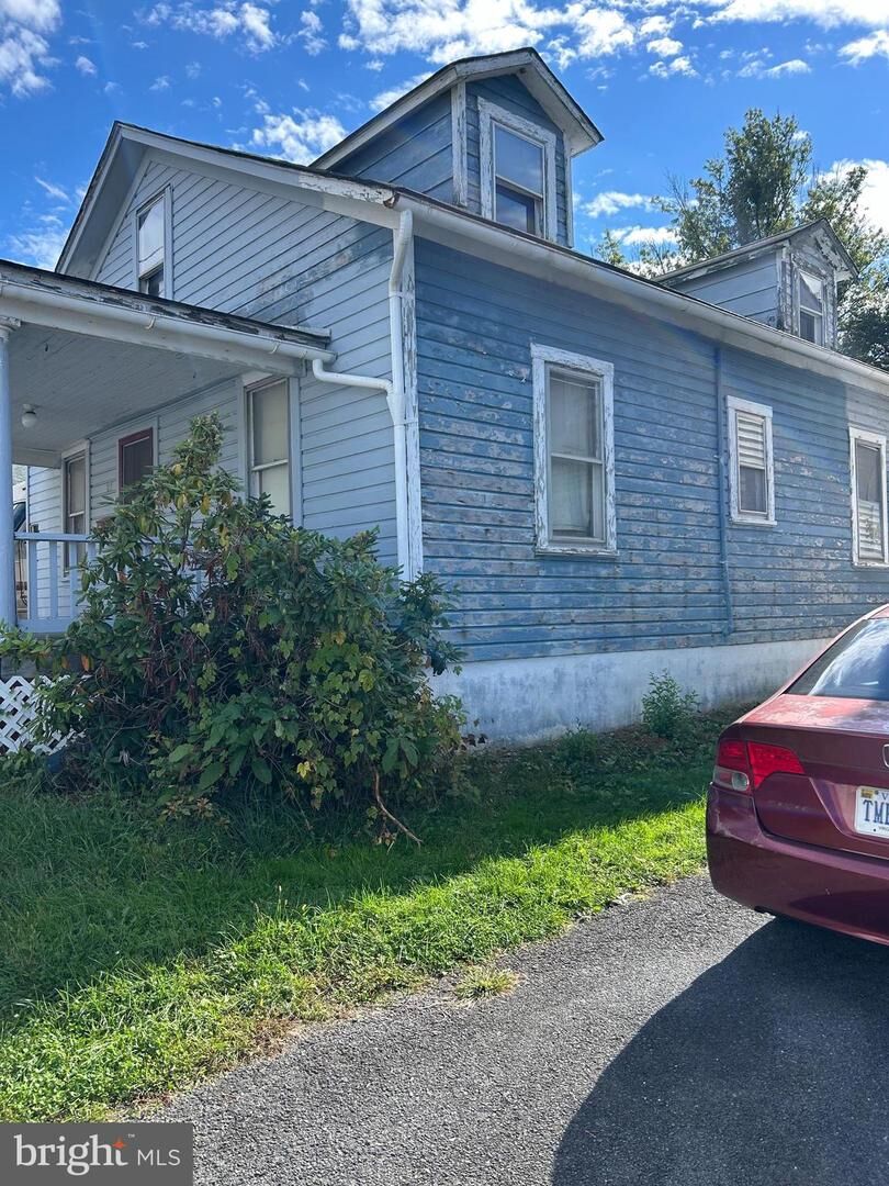 Property Photo: 27 Jackson Avenue VA 22601