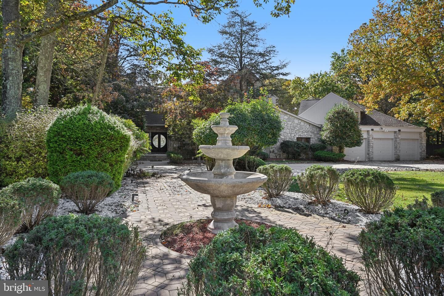 Property Photo:  12 N Country Lakes Drive  NJ 08053 