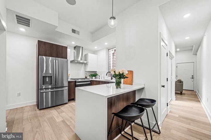 1513 Christian Street 5  Philadelphia PA 19146 photo