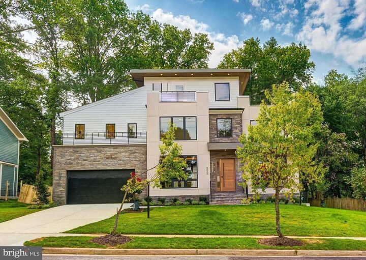 506 SW Kingsley Road  Vienna VA 22180 photo