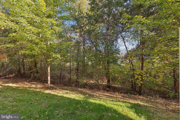 Property Photo:  42822 Edgegrove Heights Terrace  VA 20148 