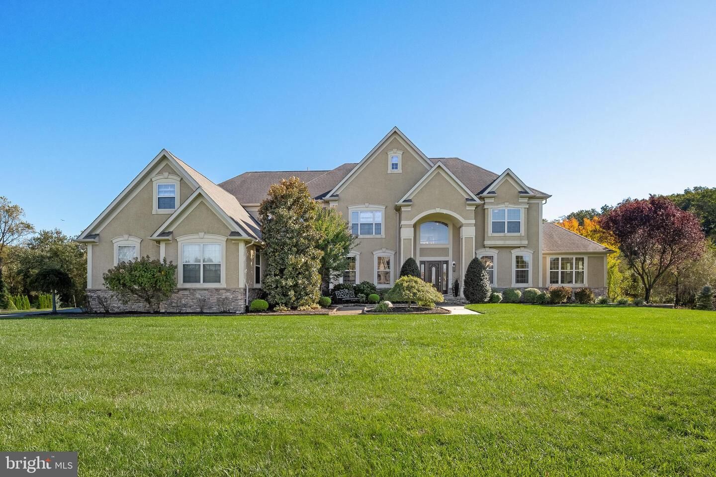 Property Photo:  211 Emerald Lane  NJ 08062