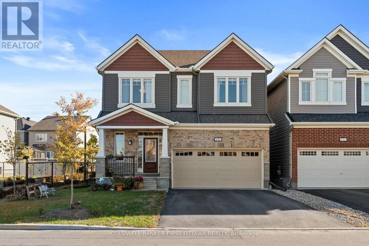 Property Photo: 149 Celestial Grove ON K2J 6R6