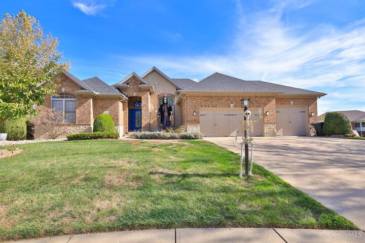 3982 Shadowleaf Drive  Bellbrook OH 45305 photo