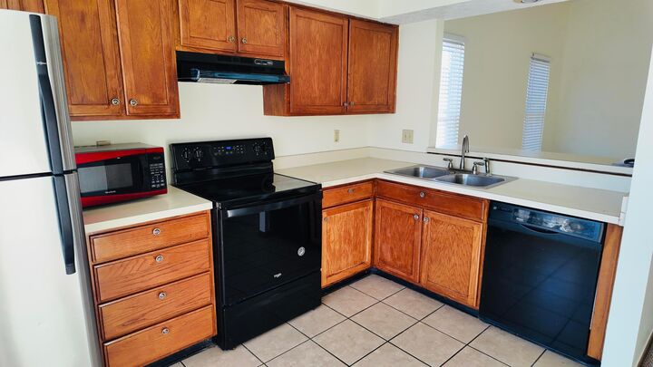 Property Photo:  7619 Kittansett Lane  OH 43147