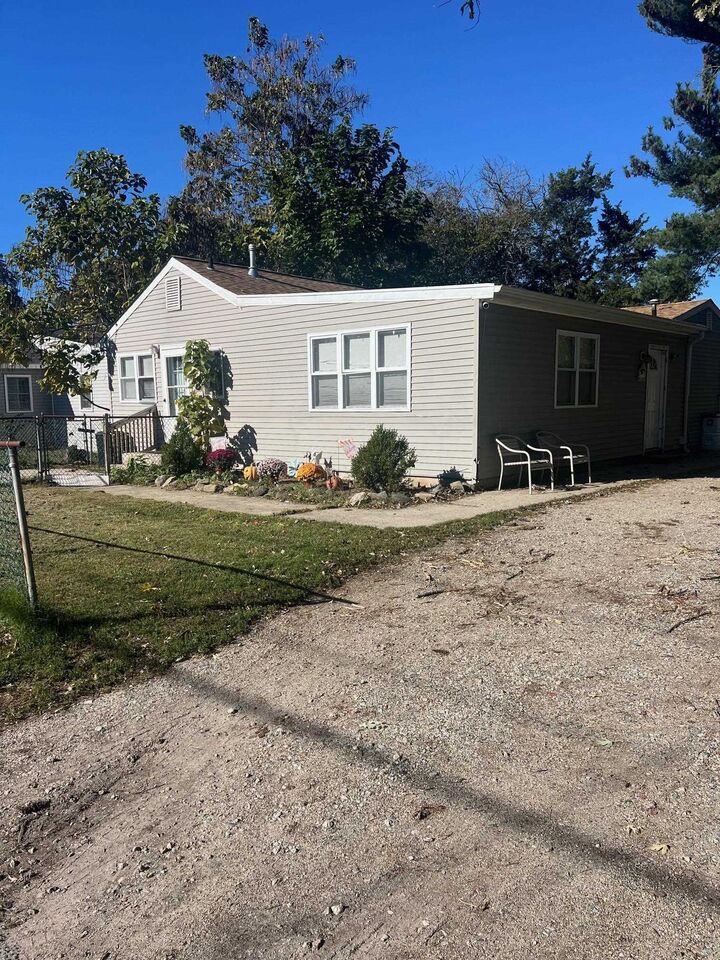 Property Photo:  27 New York  NJ 08251