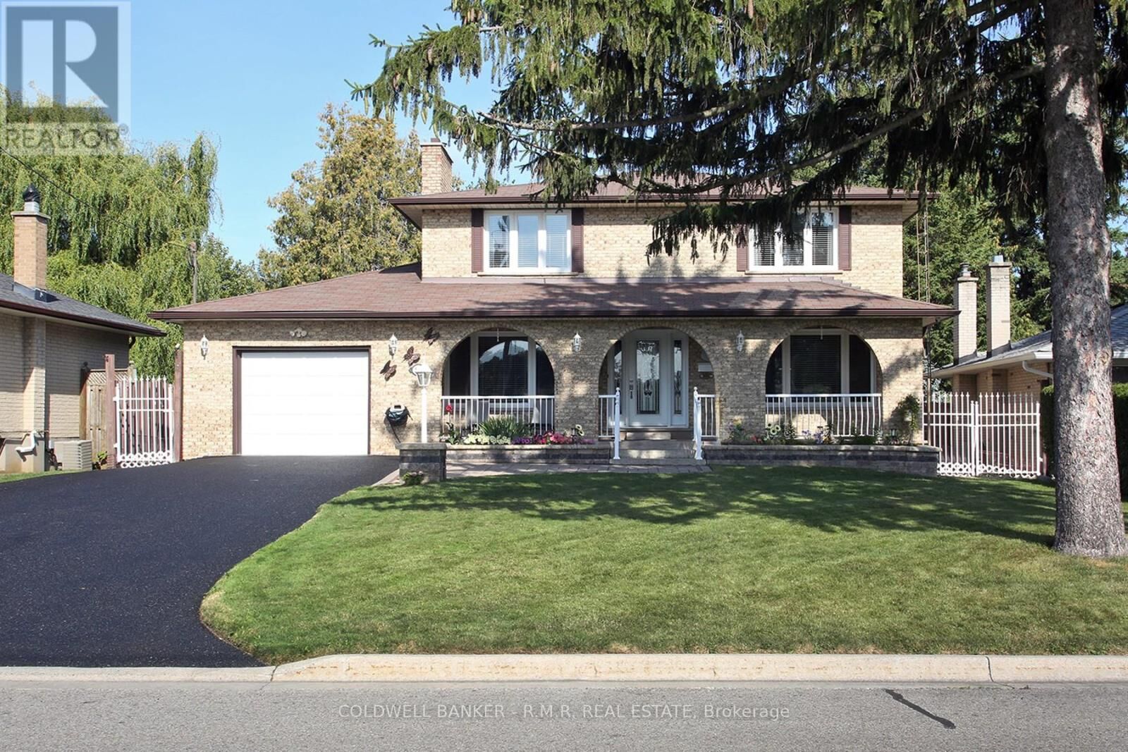 Photo de la propriété: 531 Nipigon Street ON L1J 4P7