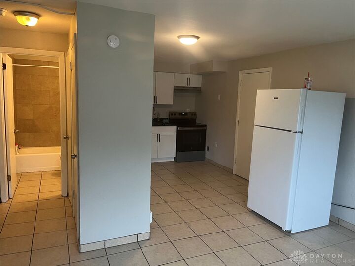 Property Photo: 445 Hunter Avenue 2,3,5,6 OH 45404