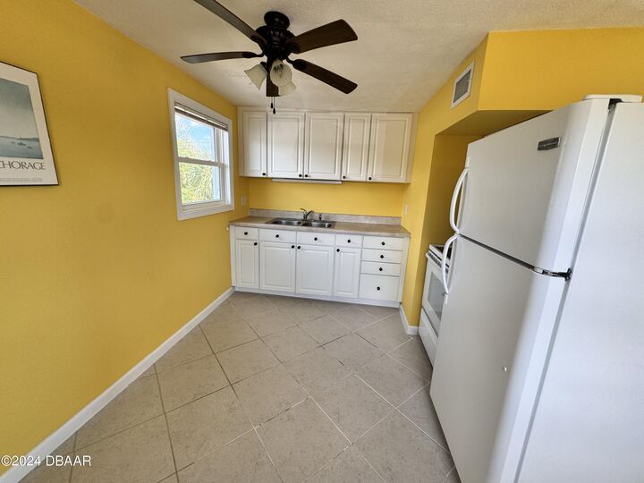Property Photo:  115 Benjamin Drive  FL 32176 