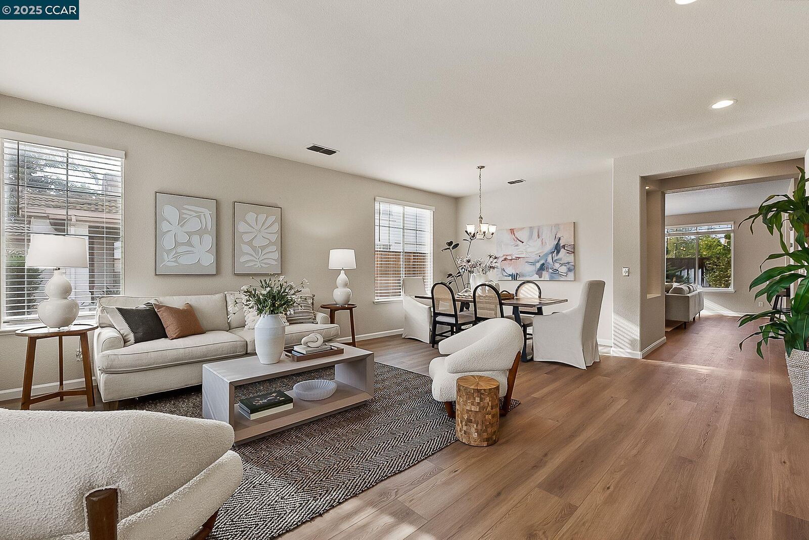 Property Photo:  117 Cardinal Ln  CA 94505 