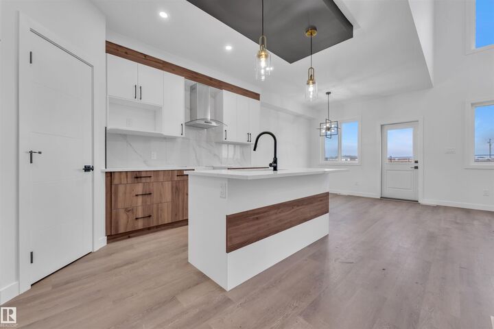 Property Photo:  3905 36 Street  AB T4X 3H2 