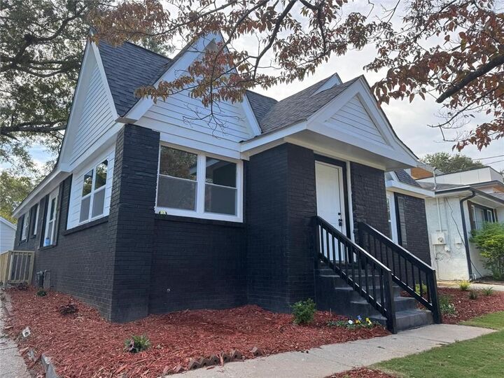 Property Photo: 1332 Thurgood Street SW GA 30314