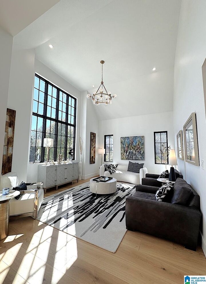 Property Photo: 2210 Sterlingwood Drive AL 35243