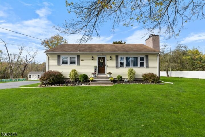 18 Ridge Rd  Raritan Twp. NJ 08822 photo