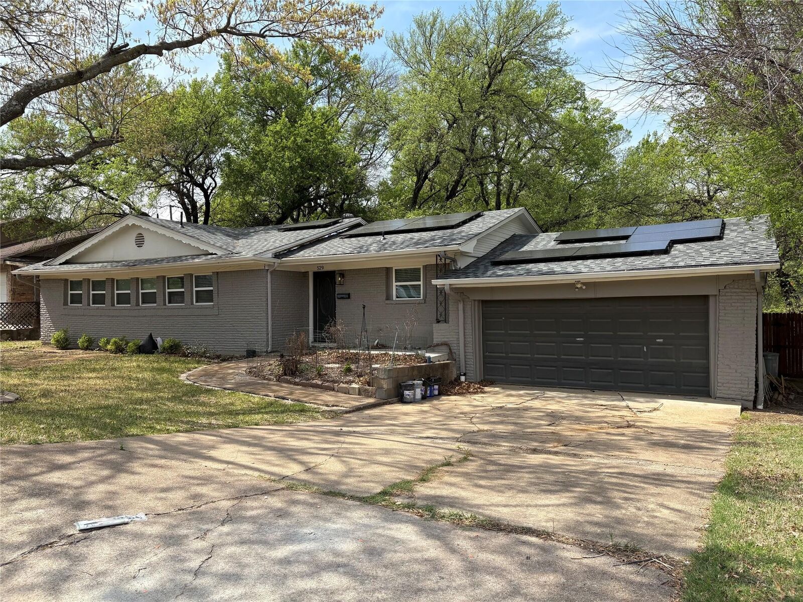 Property Photo:  529 4th Street  TX 75050 