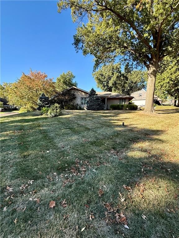 9601 W 104th Terrace  Overland Park KS 66212 photo