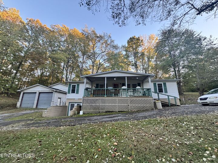 804 Eagle Point Drive  Rockwood TN 37854 photo