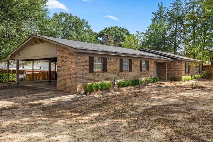 Property Photo:  20 Victor Drive  TX 75601 