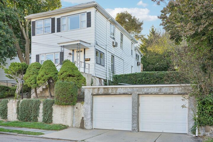 41 Portland Place  Yonkers NY 10703 photo