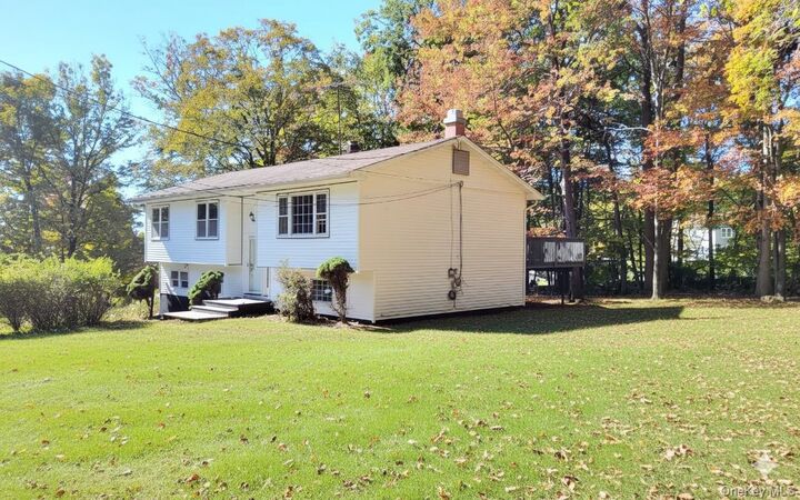 Property Photo:  3 Carroll Drive  NY 10930