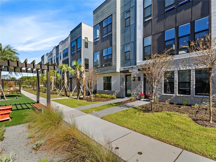 Property Photo: 2138 Whitney Marsh Alley FL 32804