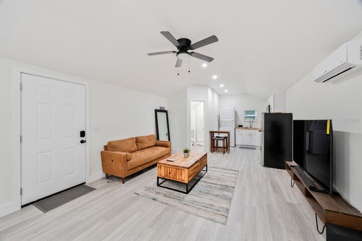 Property Photo: 5820 Michigan Avenue B FL 34652