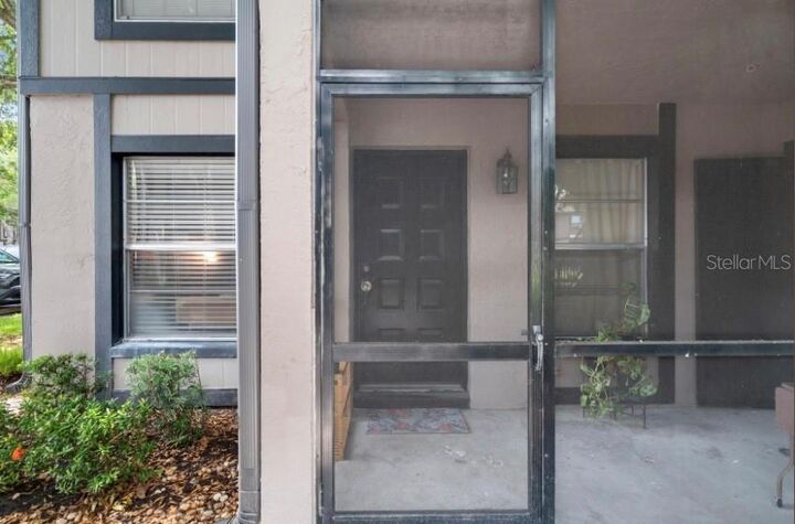 Property Photo:  4004 Dream Oak Place 102  FL 33613 