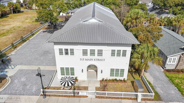 Property Photo: 315 Main Street MS 39520
