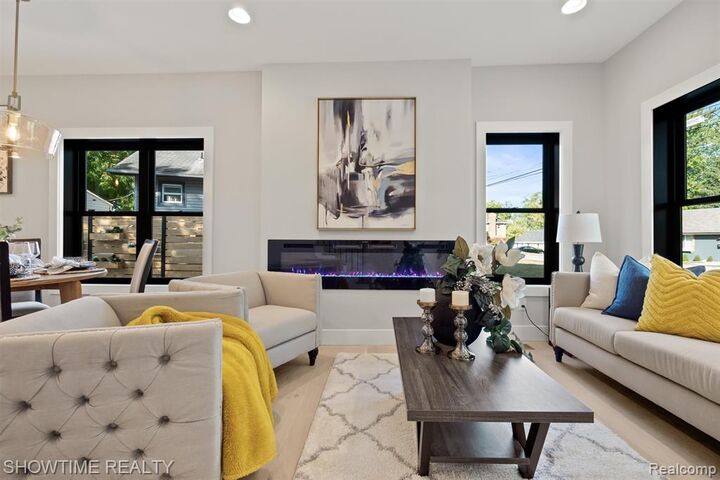 Property Photo:  334 Romeo Road  MI 48307 1560