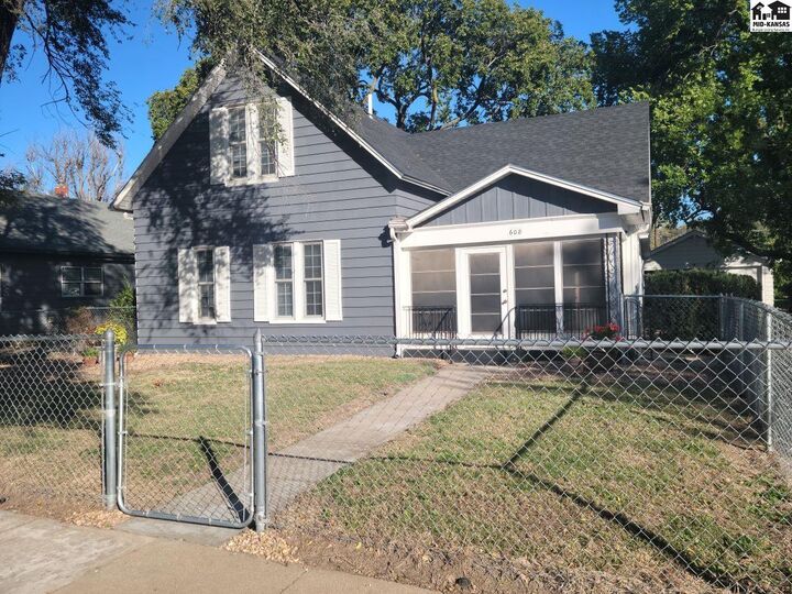 Property Photo: 608 W 12th Ave KS 67501
