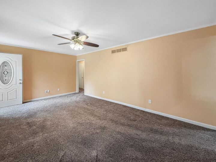 Property Photo: 2013 California Dr ND 58703