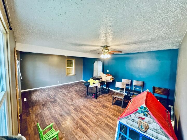 Property Photo:  317 15th Ave SW  ND 58701 