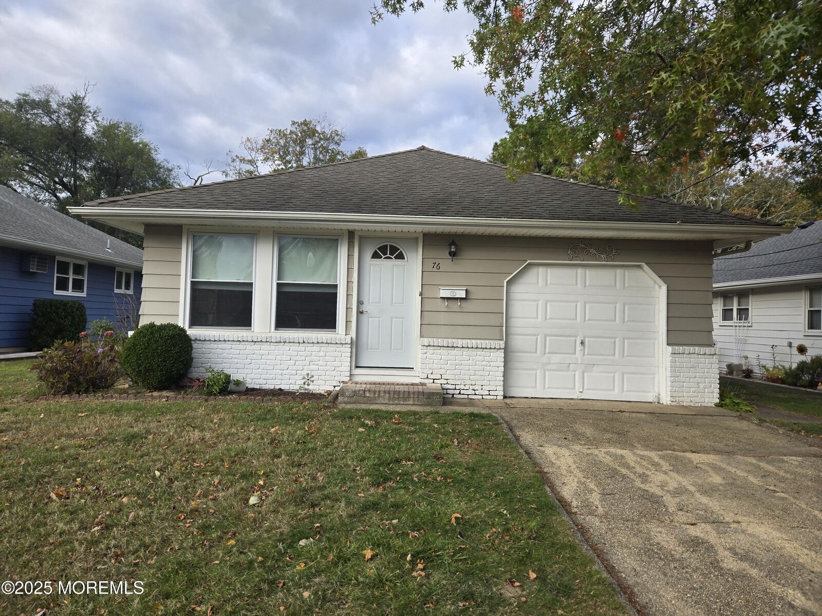 Property Photo:  76 Mount Fairweather Lane  NJ 08753 